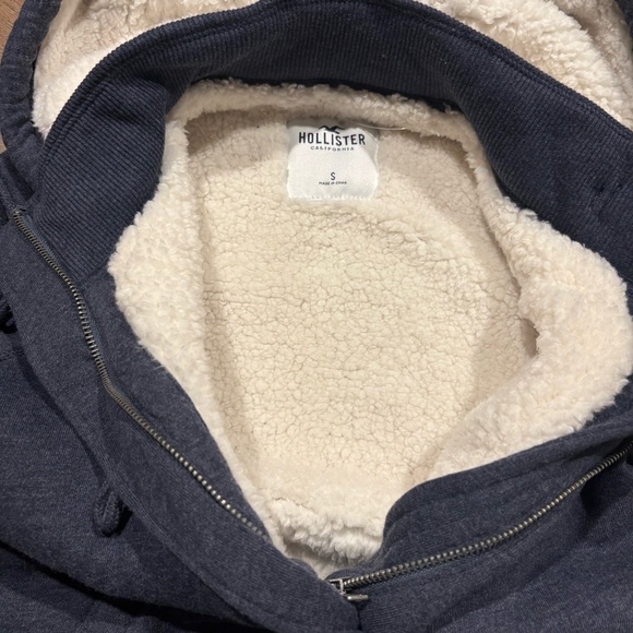 Hollister Dark Blue Hoodie with Toggle Closures, Size S - Picture 6 of 8